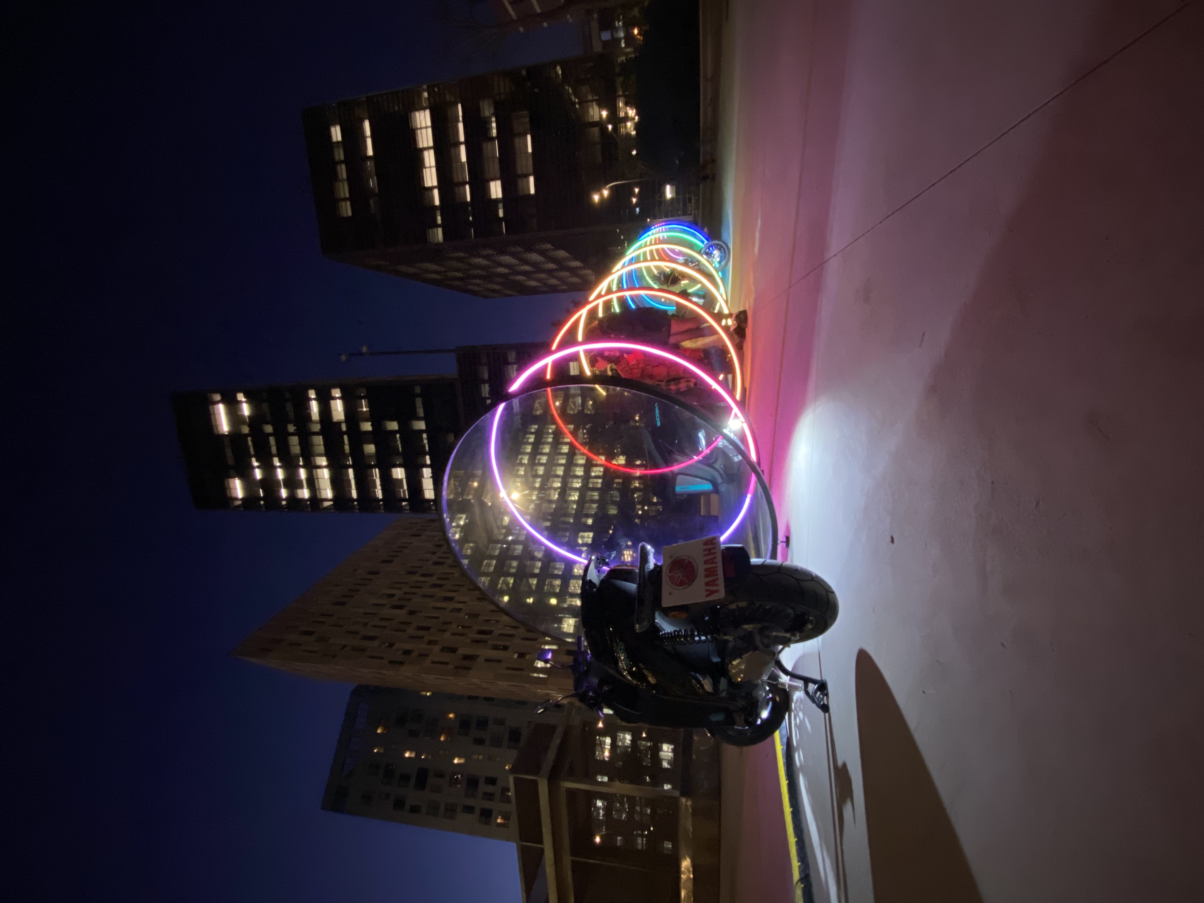 巴塞罗那雅马哈柳姆（注：这里Llum如果有特定含义，需结合更详细背景确定准确译法，仅从字面音译为柳姆） -10