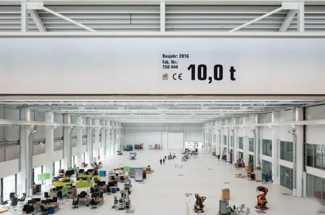 德国下一代汽车技术主动研发型工厂-26