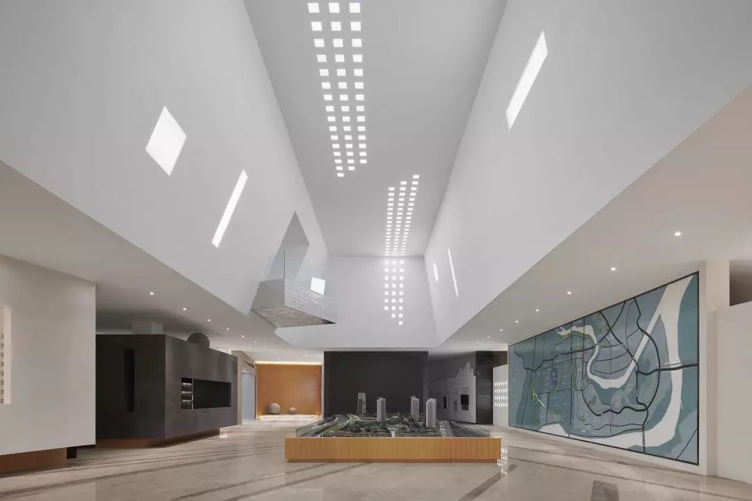 泸州酒城中心 | 千姿百态的地产销售中心设计-19