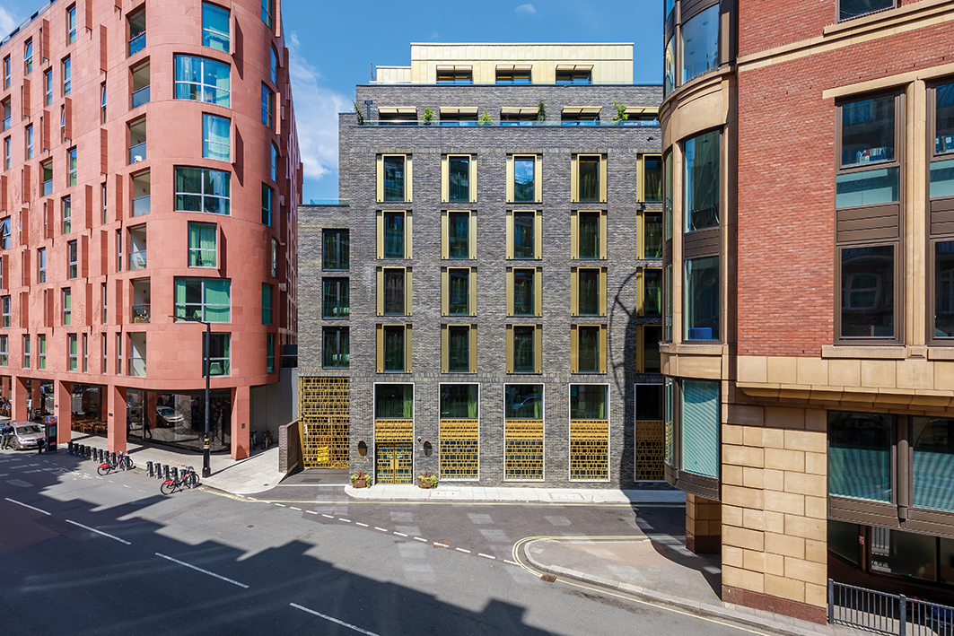 
						jQuery(document).ready(function() {
							jQuery("a[rel^='prettyPhoto']").prettyPhoto({
								social_tools : false,
								show_title : false
							});
						});
					-2