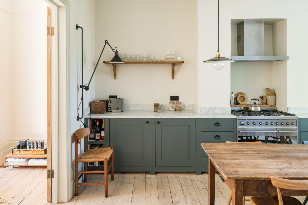 伦敦静谧绿洲 | 保罗·韦斯特的复古住宅设计-8