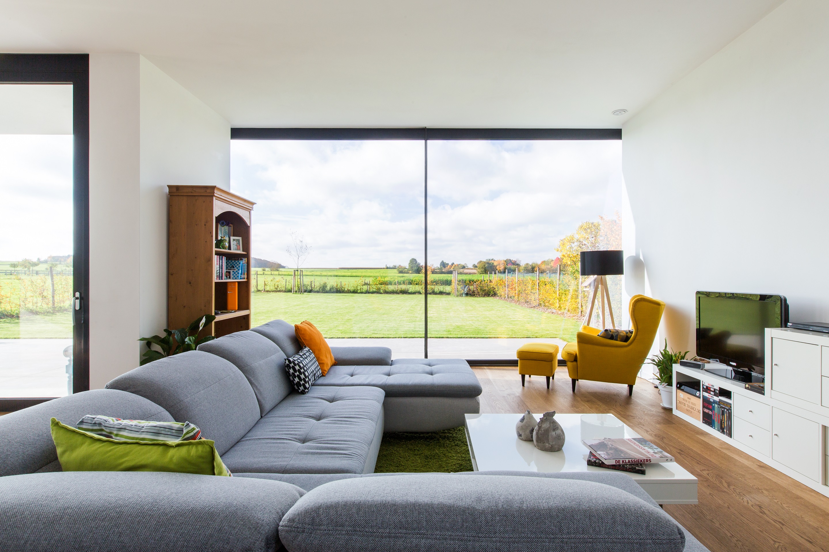 比利时比耶贝克新家庭住宅，简约生活与自然美景的融合-20