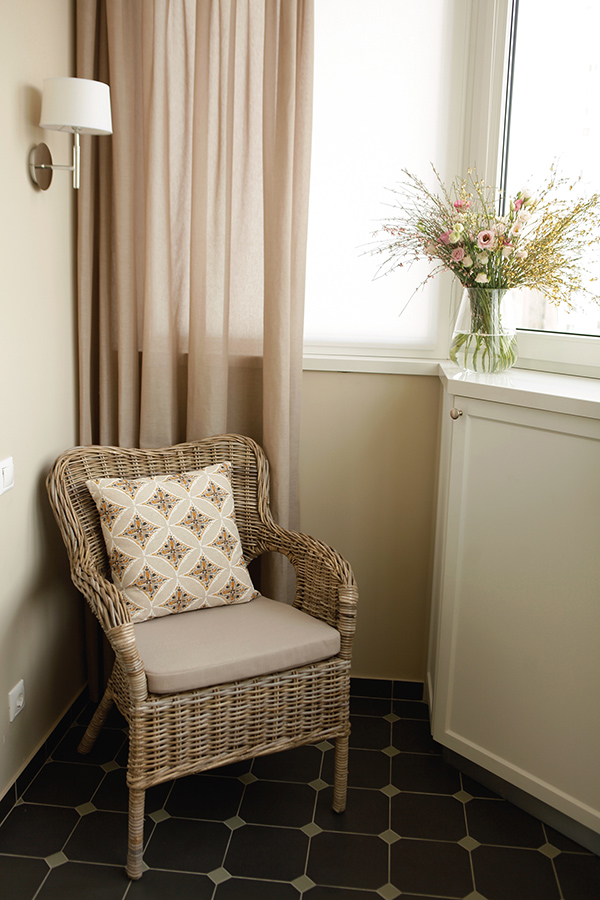 乌克兰基辅色彩明亮的预算公寓设计-19