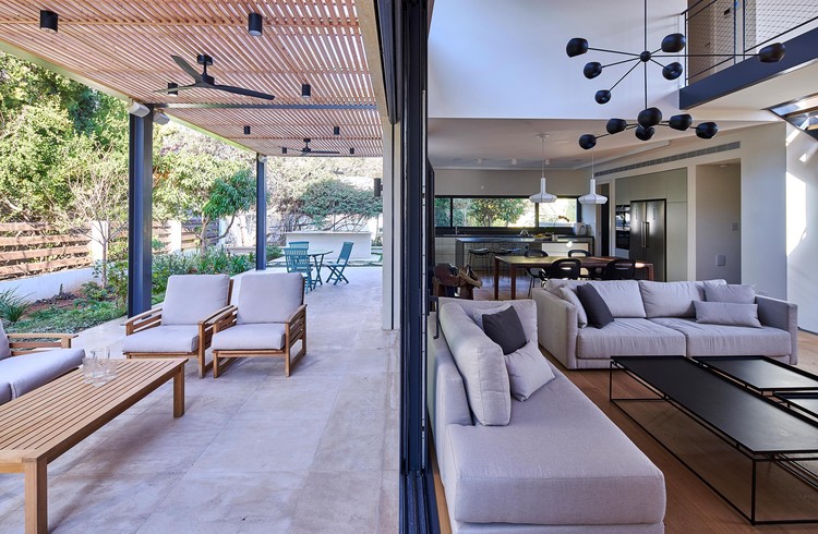 现代普罗旺斯风情住宅-12