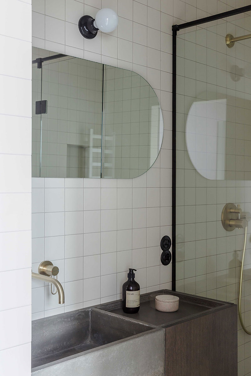 Vilnius 森林美景下的极简工业风小公寓-12