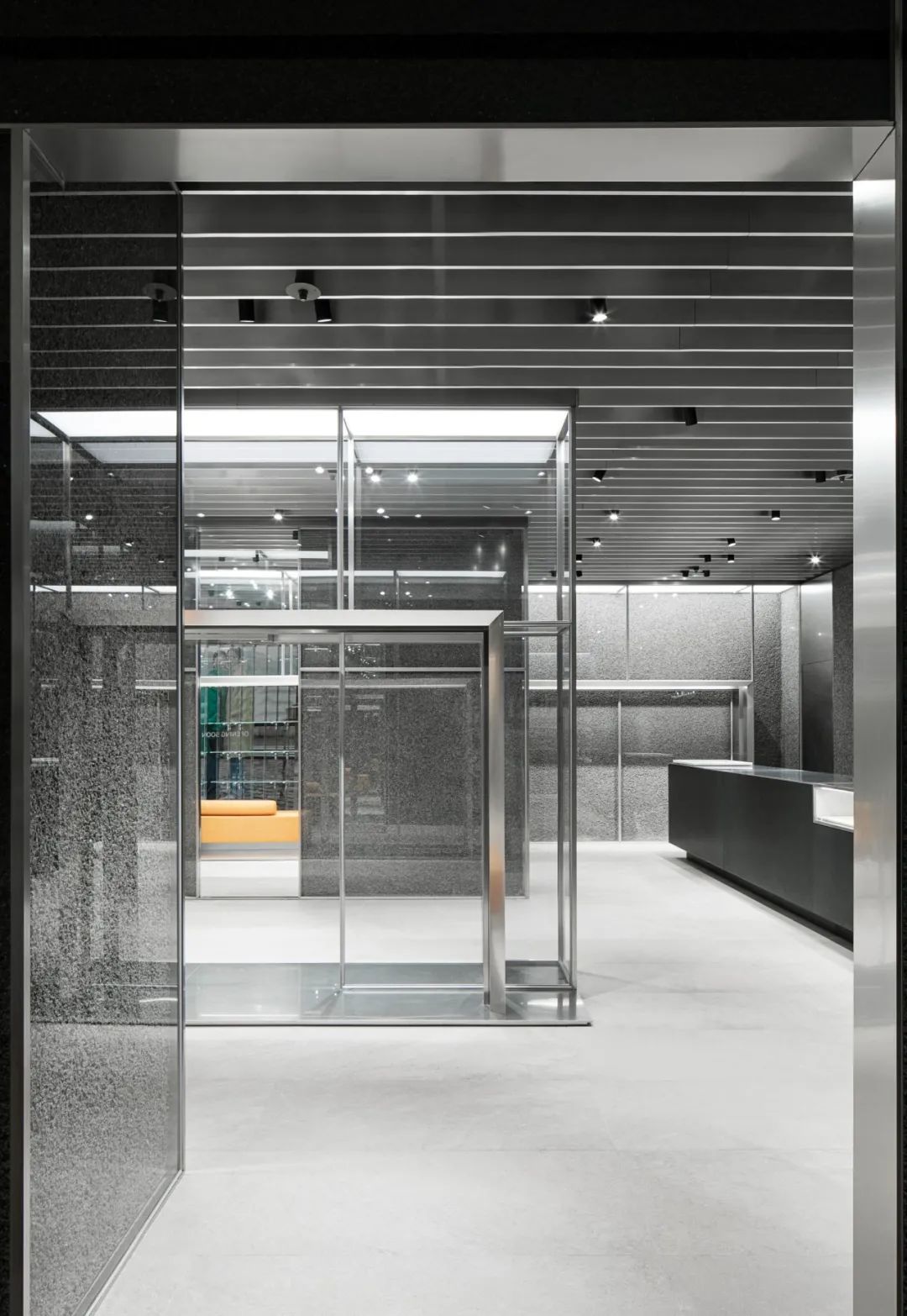 韩国 WGNB 设计公司打造“年度工作室”-38