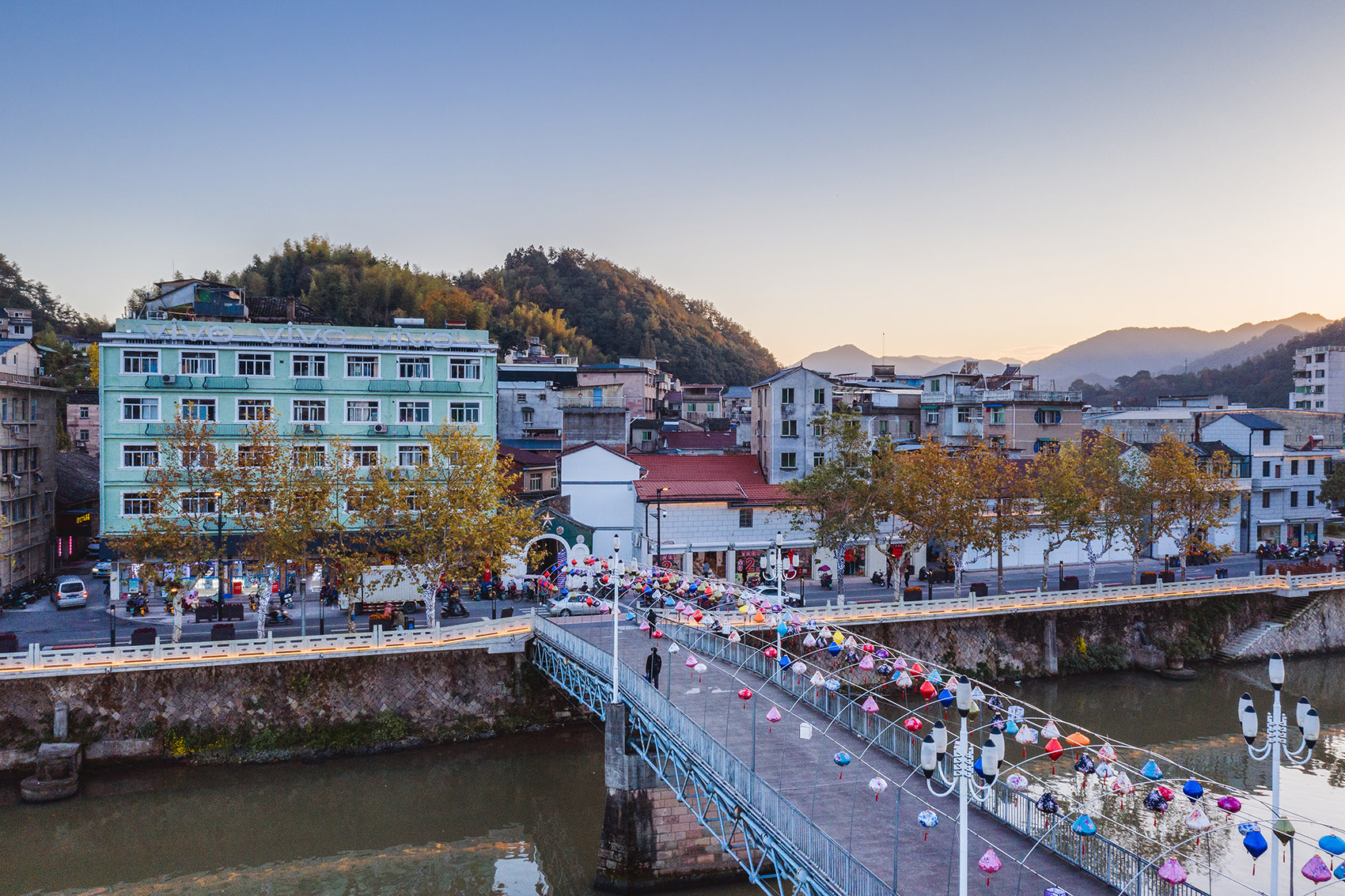 缙云老城溪滨南路更新丨I Studio 言吾建筑-15