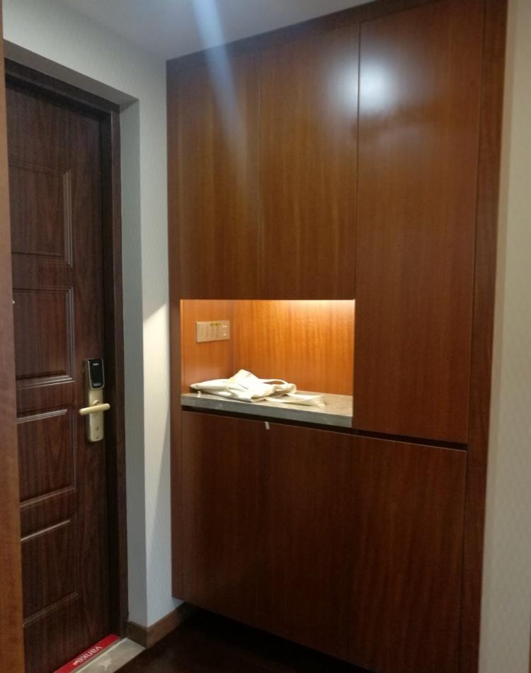 《湖光》家庭空间重塑,紧凑小户型的储物魔法-4