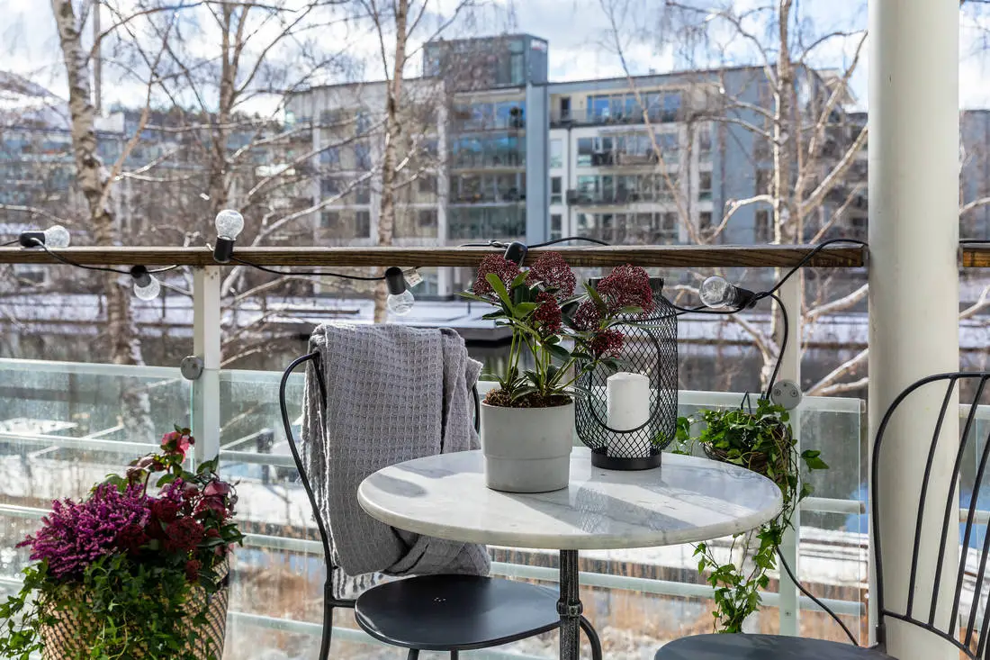 春日田园 | 自然材料打造的 82 平米绿色露台-7