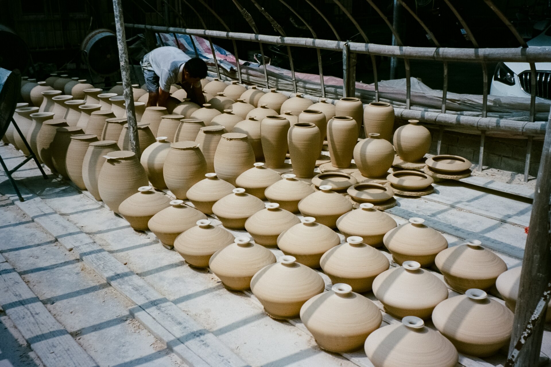 Inside a ceramic artist’s residence to Jingdezhen, China-6
