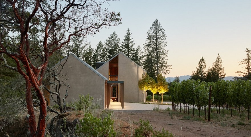 Sentinel Ridge Farmhouse Display Contemporary and Agrarian Aesthetics-23