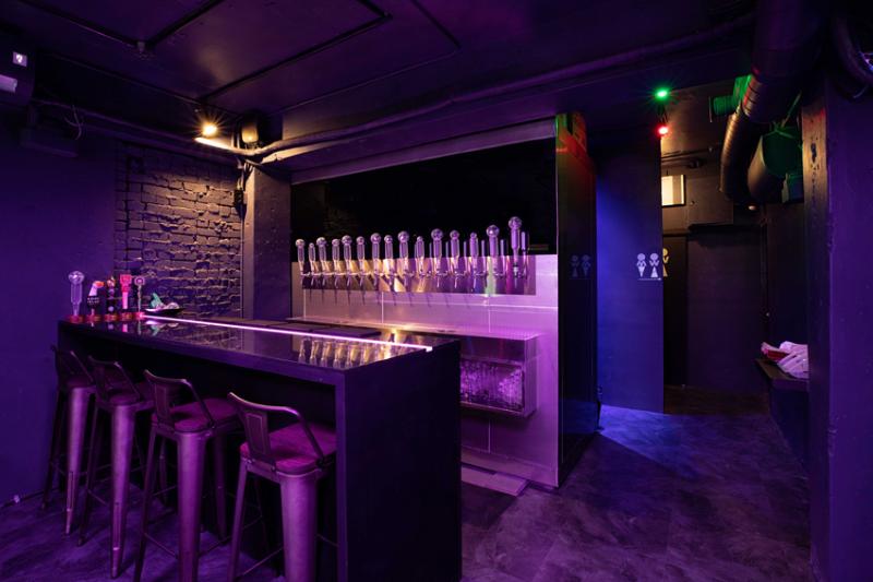 梦幻宇宙风 18 坪空间设计-4