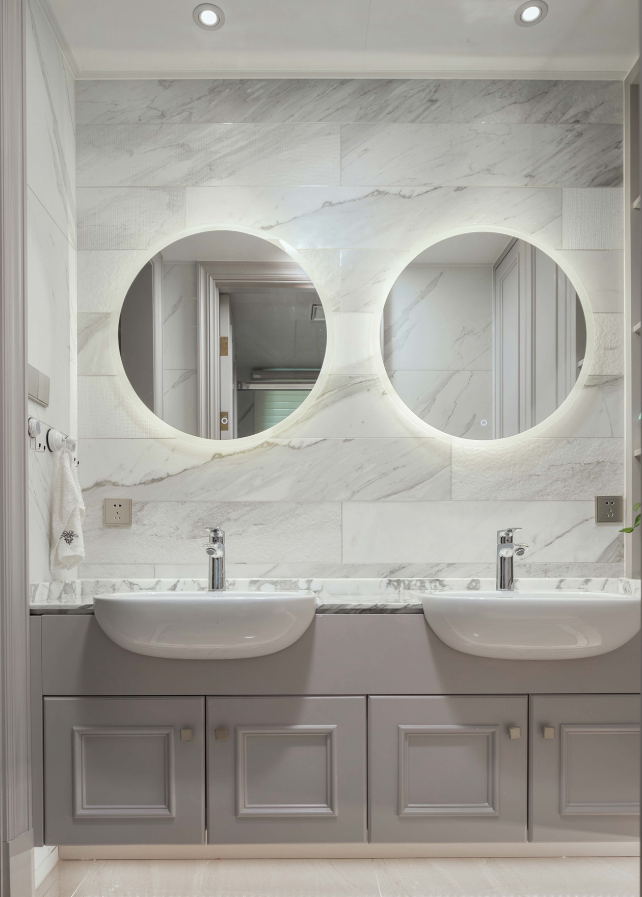 玉兰花园东二期欧式轻奢家居设计-56