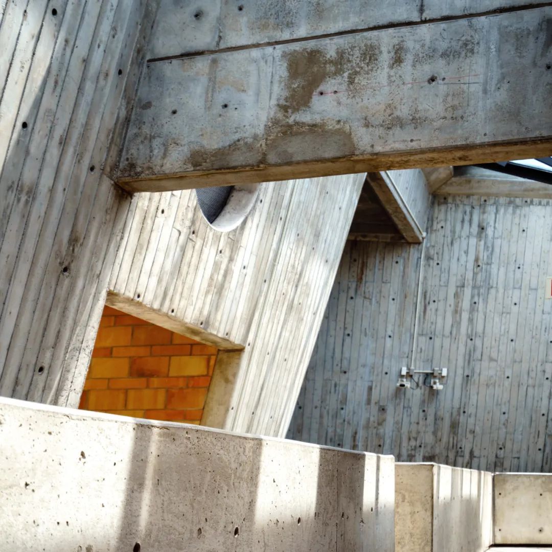 粗野乌托邦 · John Andrews 的理想重塑丨加拿大多伦多-37