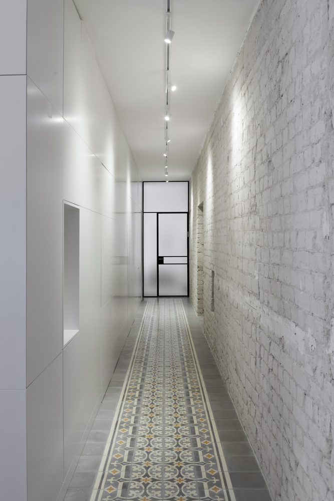 特拉维夫 93 平米狭长公寓,简约实用空间利用-32