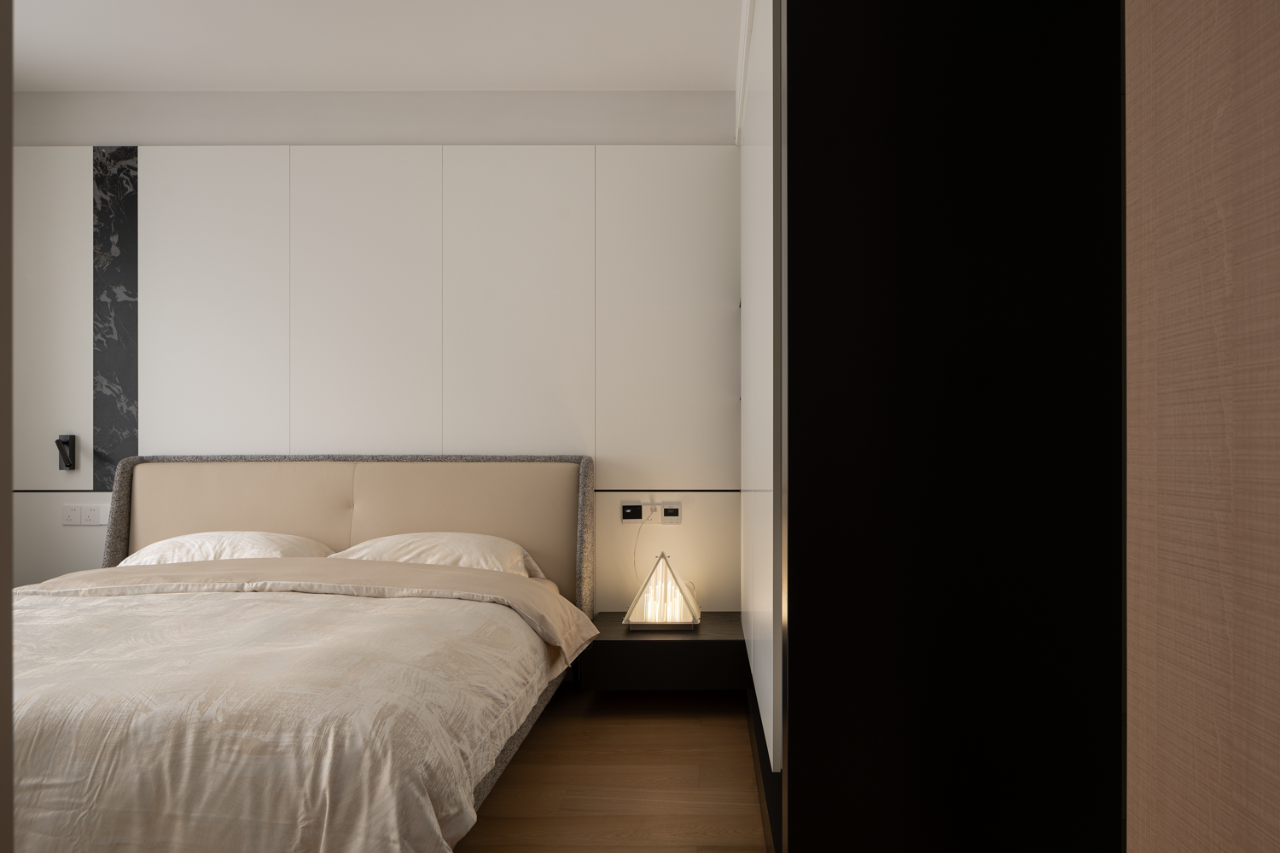 逅界空间设计|暗调里的松弛感-52