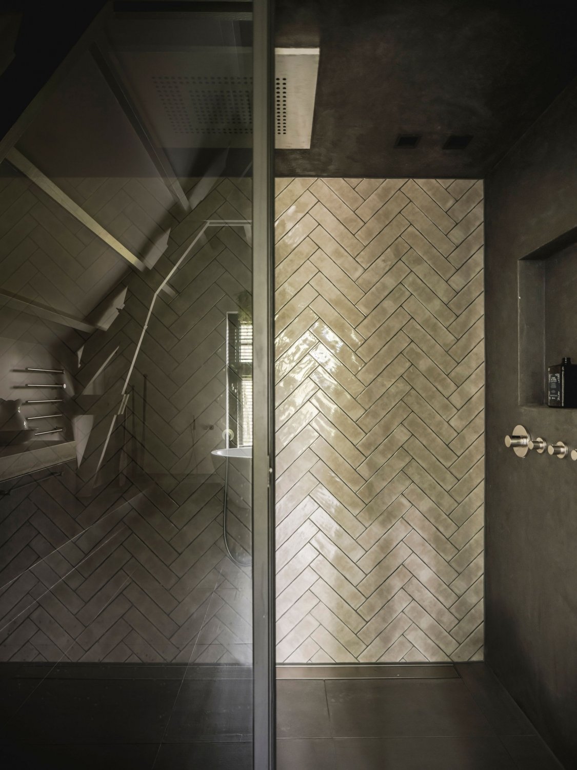 Transformation into a residential house, preserving the characteristics of the carriage house | Kabaz-19