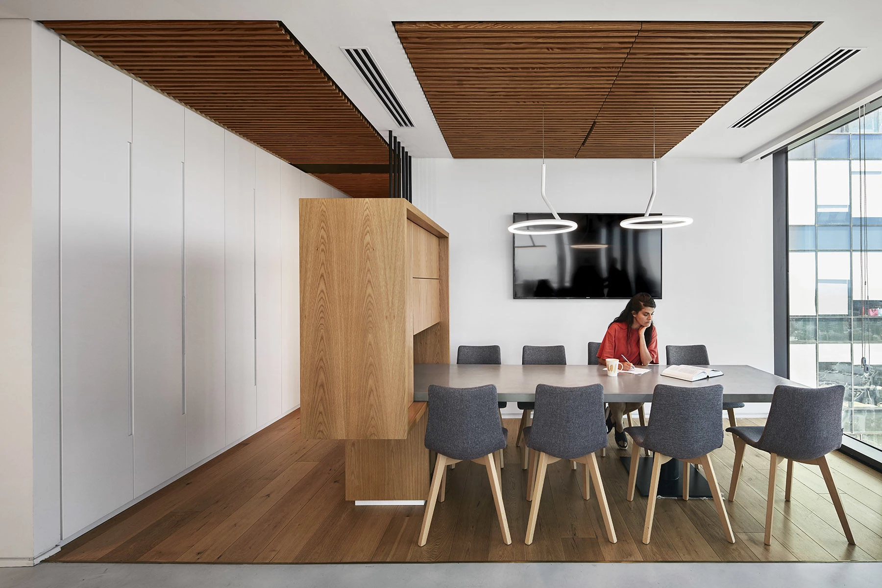 博阿兹·本·祖尔及合伙人律师事务所-32