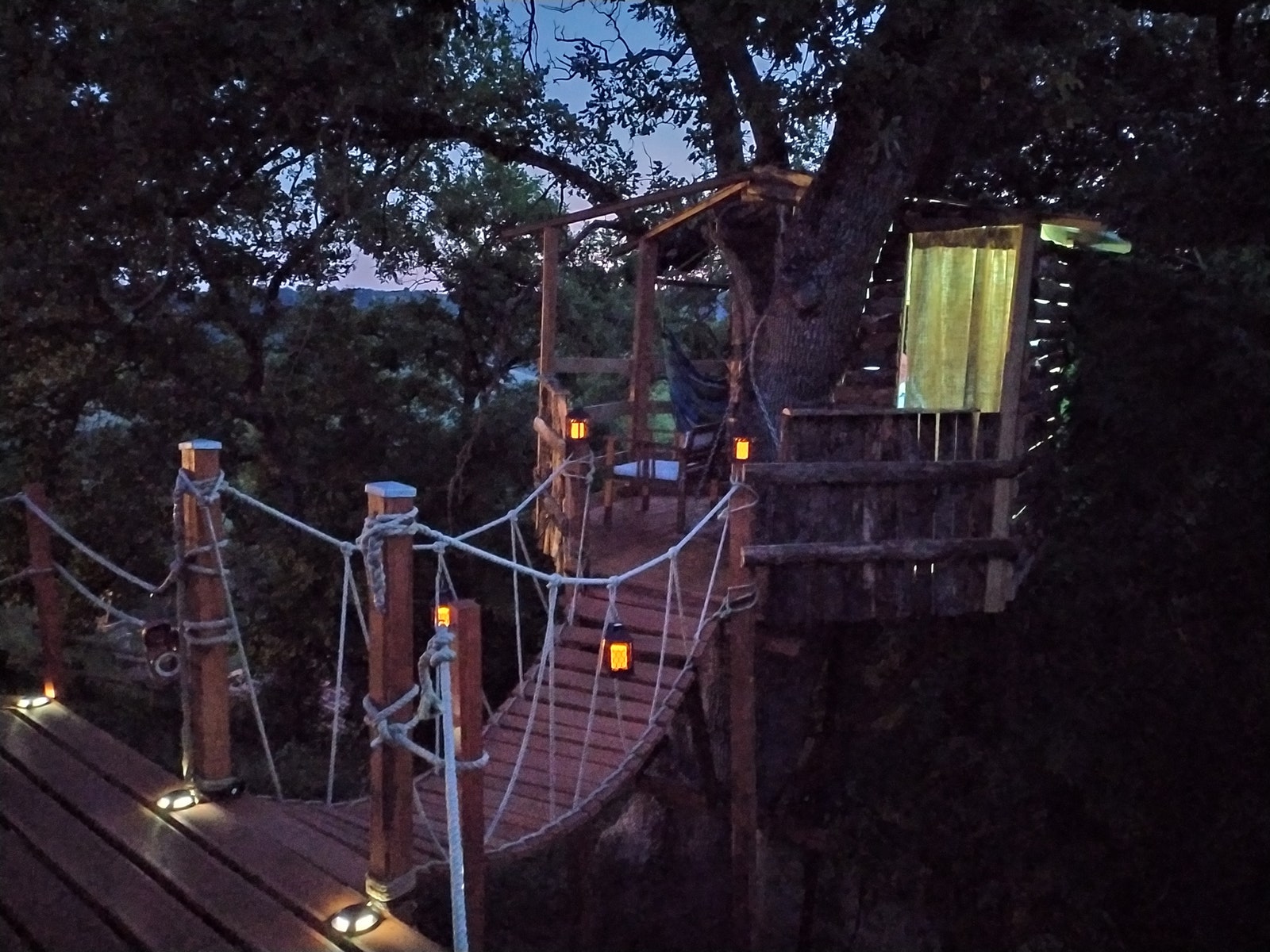 星空下的梦幻设计 | 全球最佳观测流星雨的 Airbnb 住宿-20