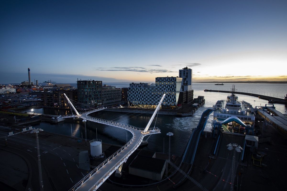 瑞典赫尔辛堡 Varvsbron Dockyard 桥-25