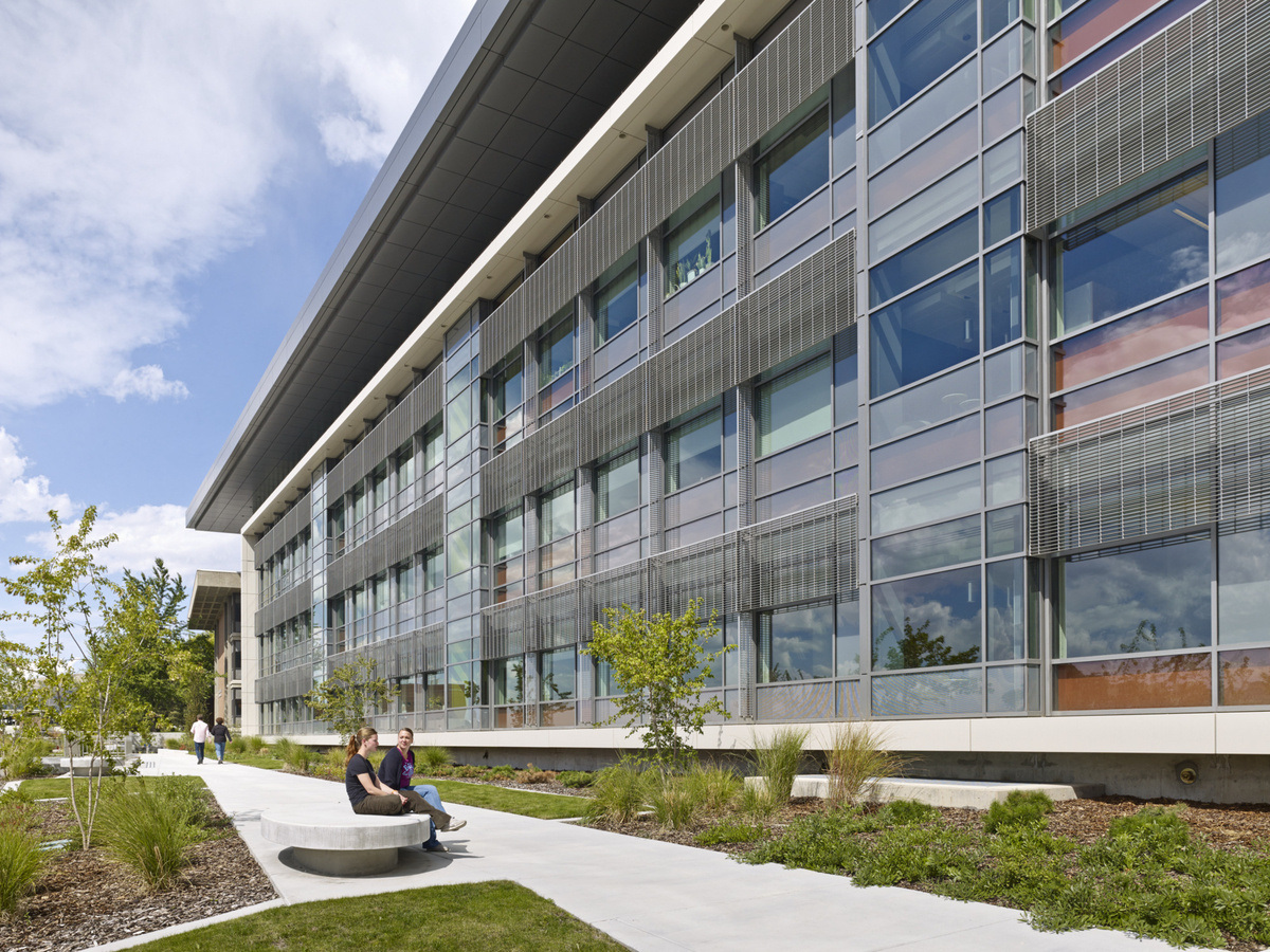 犹他大学 L·S· Skaggs 药学研究大楼丨美国盐湖城丨EDA Architects 和 NBBJ-9