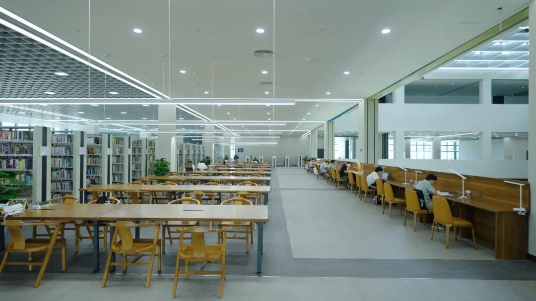 鱼塘变学府：山海之间长成的校园奇迹-43