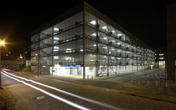 荷兰阿尔梅勒市中心的创意停车场设计-24