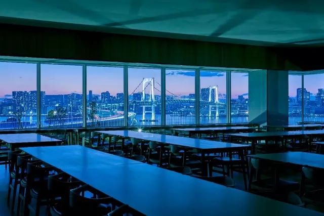 优衣库旗舰店设计探秘 | 空间、科技与人文的完美融合-228