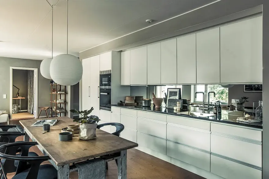 顶层阳光房设计,金属烟囱成亮点-1