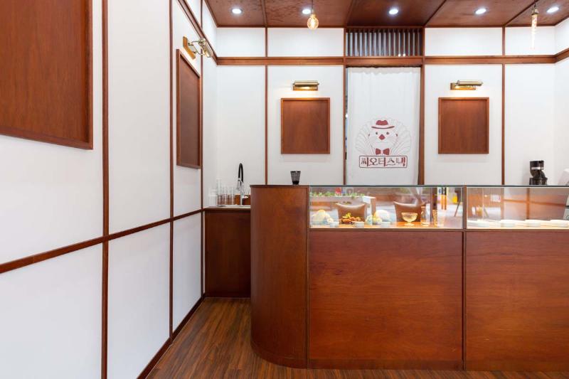 温馨 8 坪甜品店，展现小空间大魅力-12