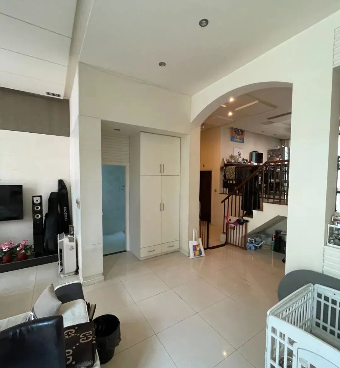 黄老师的家|南风谷-147