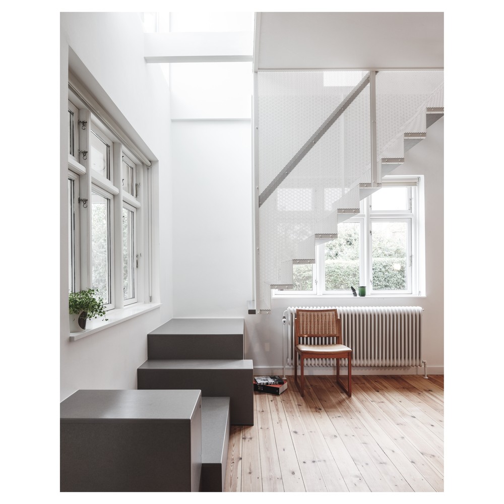 Helmet 住宅，坡屋顶的垂直扩建 / Werkt-13