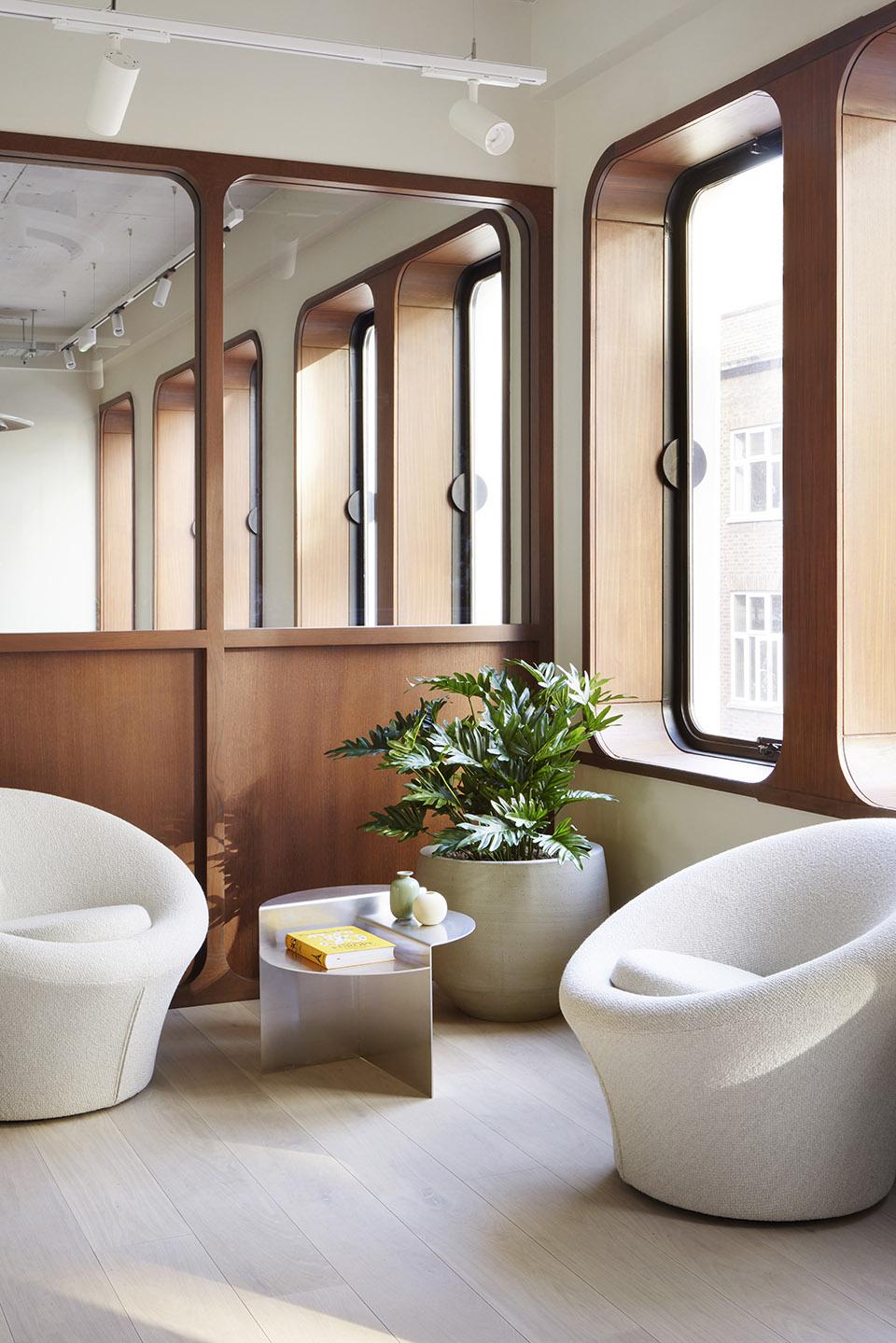 伦敦 Whitfield 街 45 号办公楼翻新丨英国伦敦丨dMFK Architects-23