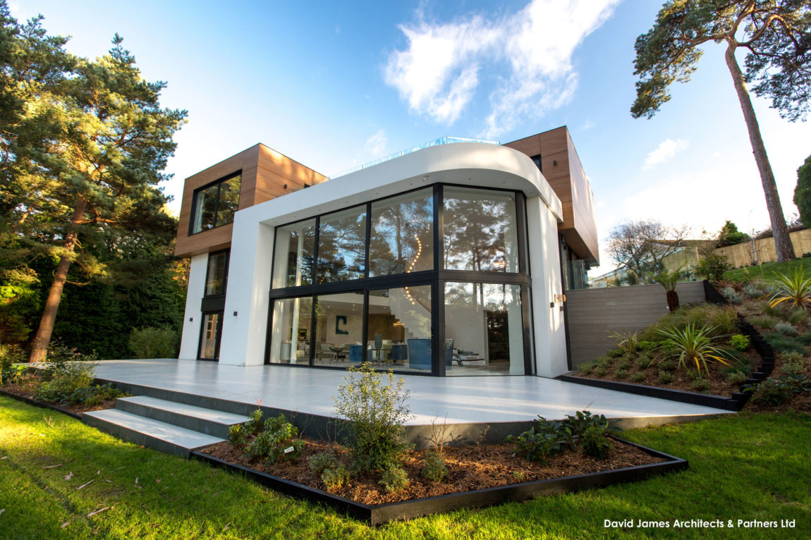 Spectacular House With Views Over a Golf Course-16