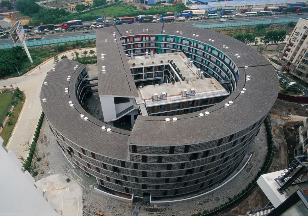 羊城漫游，体验土楼公舍与紫泥堂创意园的别样魅力-15