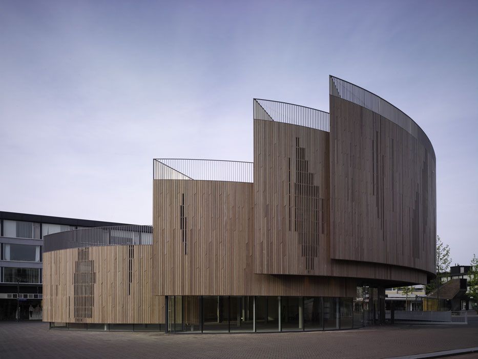 荷兰罗森达尔咖啡馆建筑，打造城市公共空间新地标-2