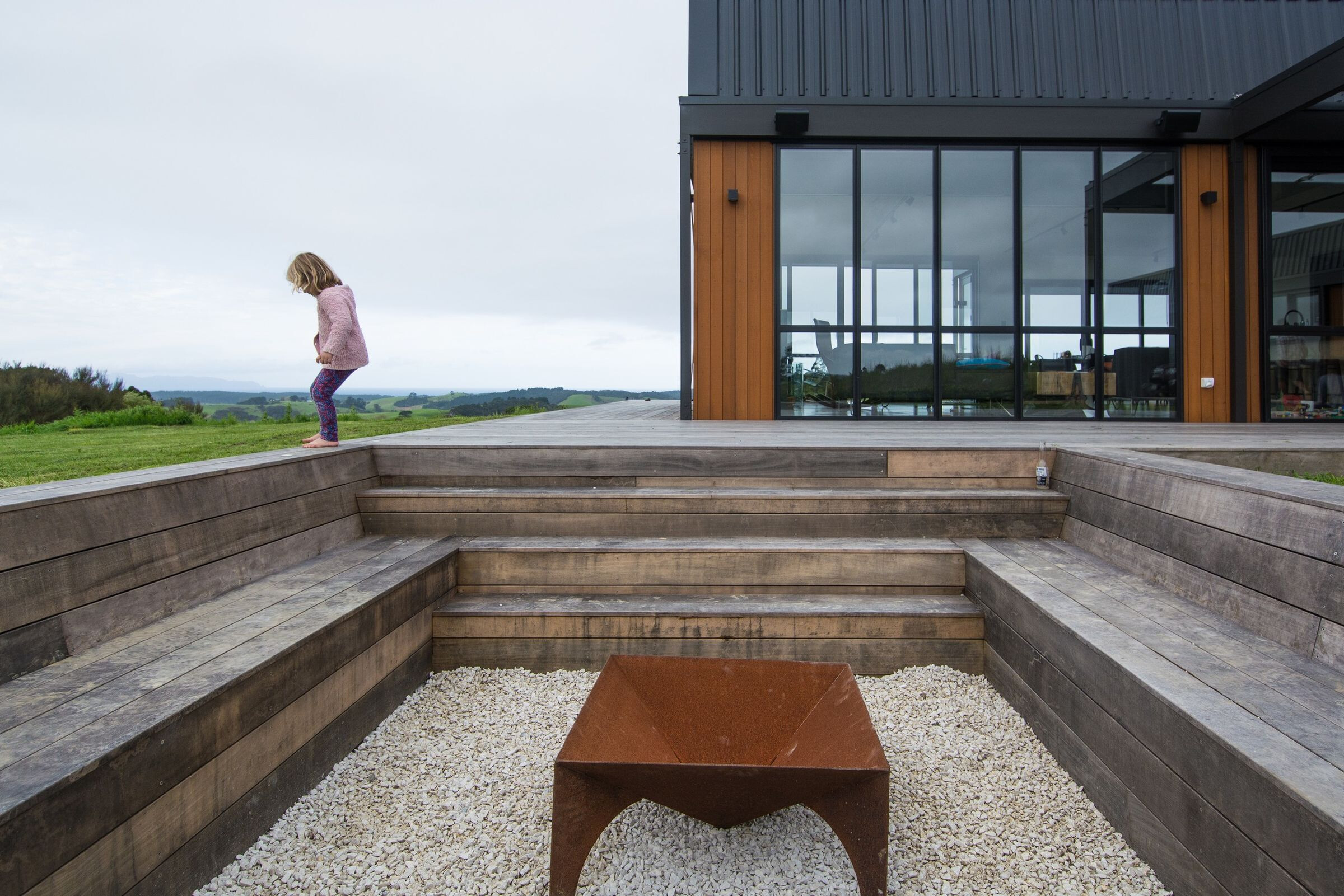 新西兰 Te Arai L 型木屋 | 自然环保的家庭休闲空间-26