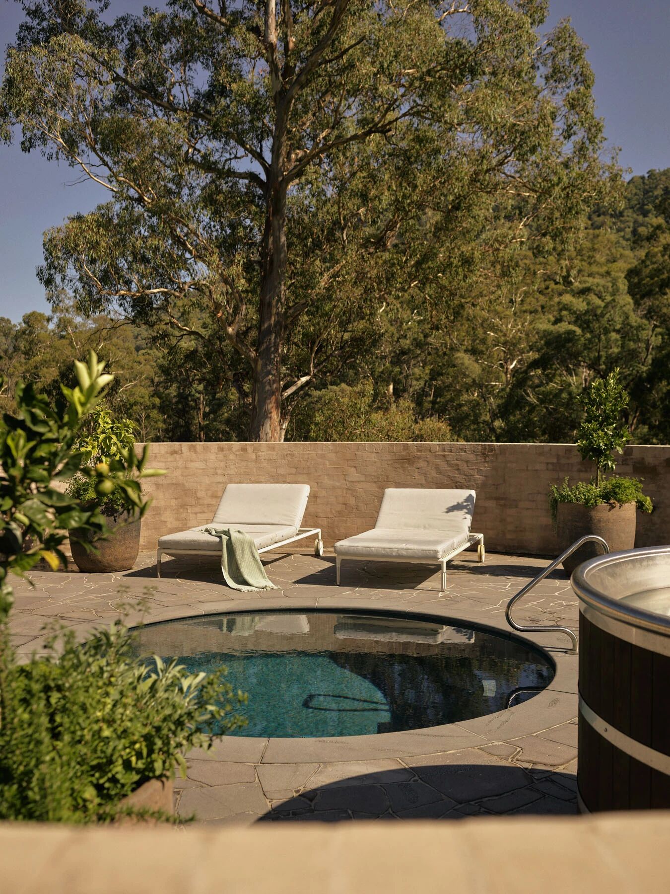 霍夸河畔小屋（霍夸河畔旅馆）丨加拿大维多利亚丨罗布·米尔斯建筑与室内设计事务所-16