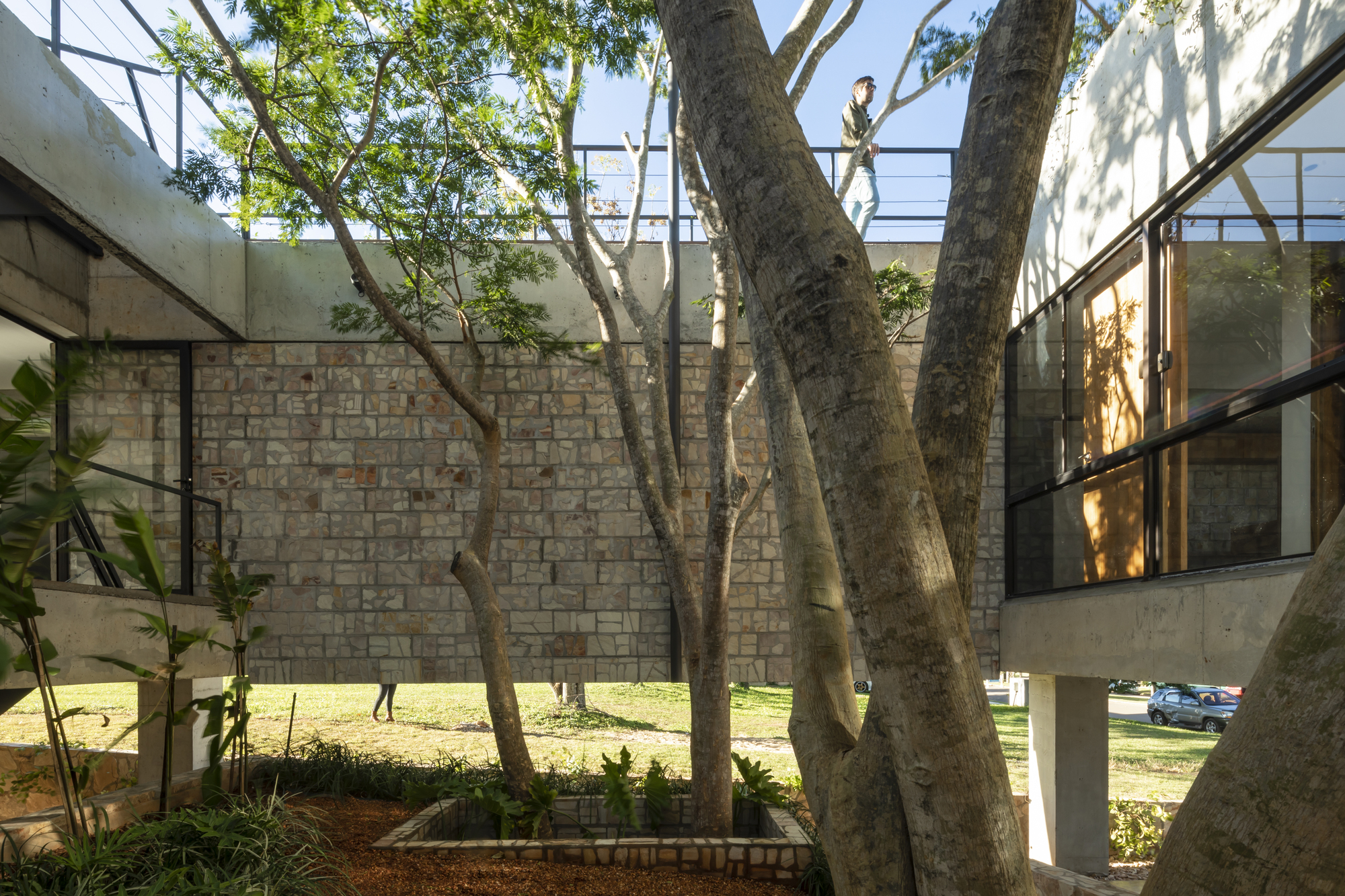 Yvyraju 住宅丨巴拉圭丨OMCM arquitectos-18