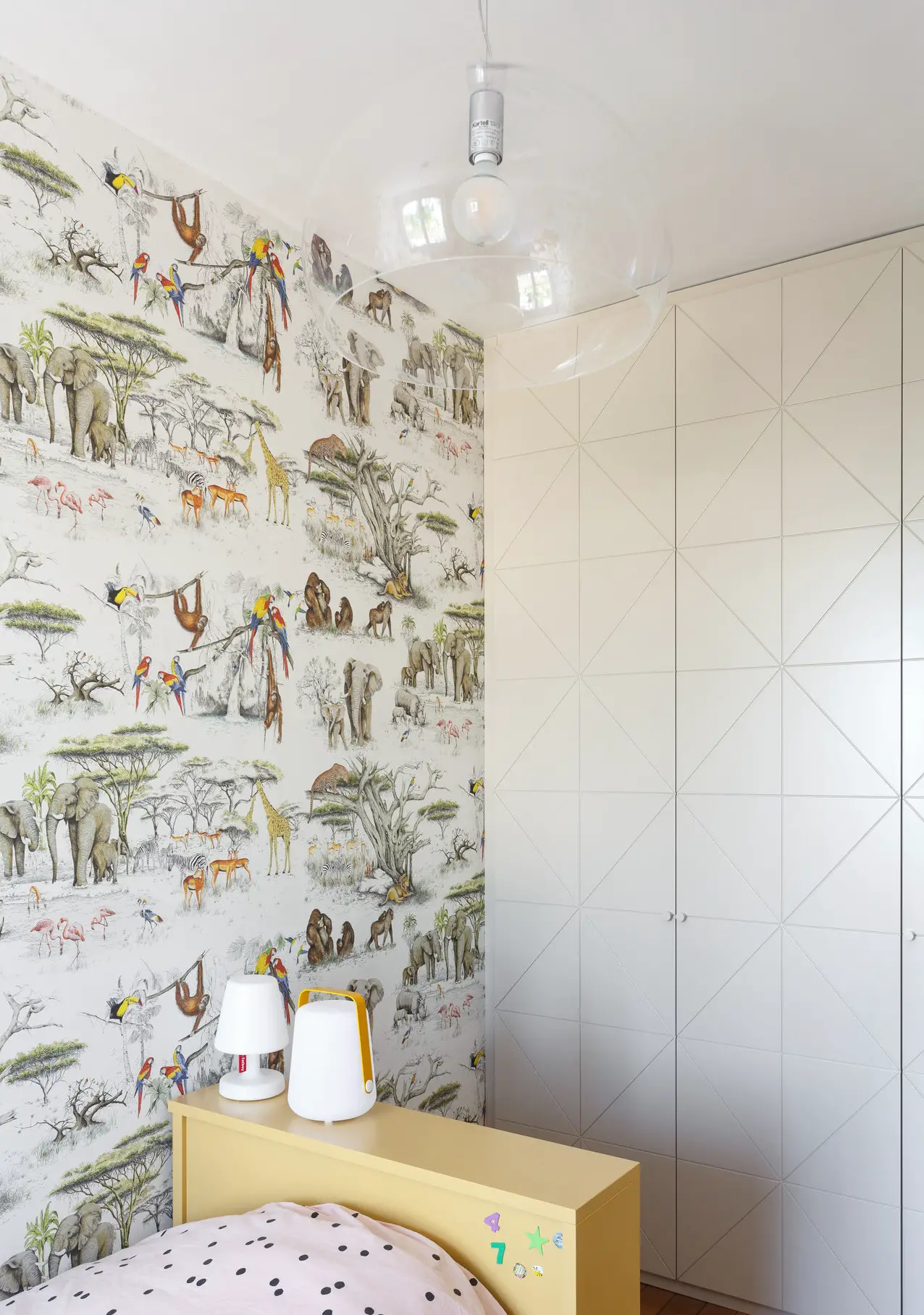 现代风家庭公寓 | 巴黎近郊的时尚居所-9