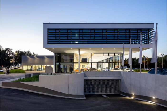 Autohaus Märtin多功能建筑新建项目-13