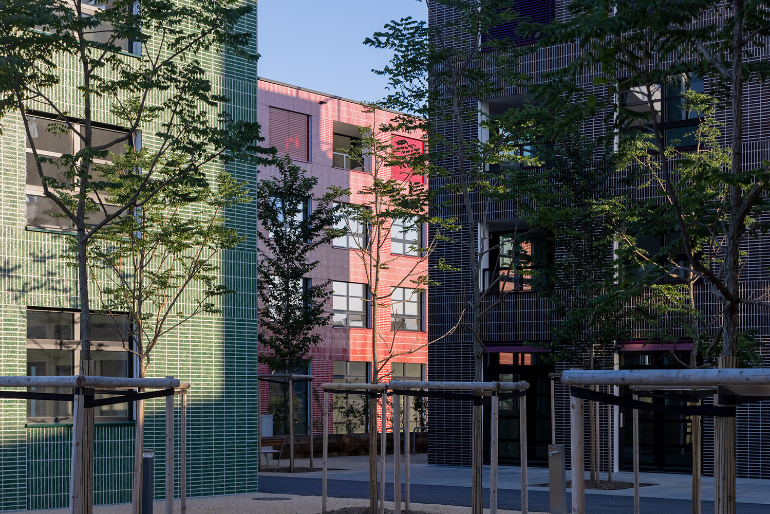 瑞士Au· Entrepôts多功能混合建筑丨瑞士洛桑丨HHF Architects-10