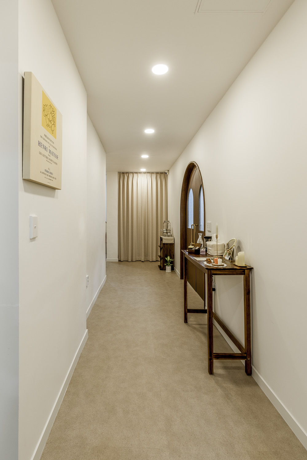 30 平米极简风工作室 设计亮点一目了然-13