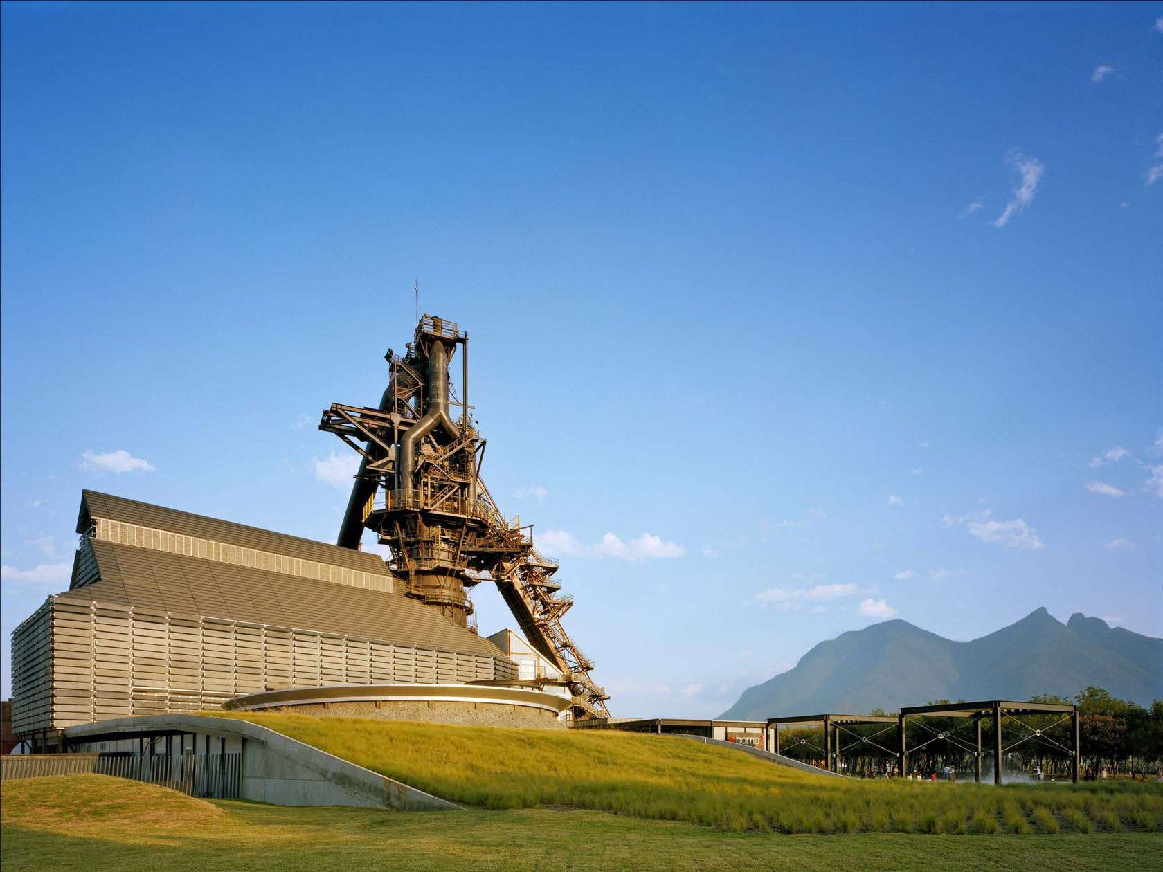 墨西哥钢铁博物馆丨墨西哥蒙特雷丨Surfacedesign 有限公司,Harari 景观设计公司-7