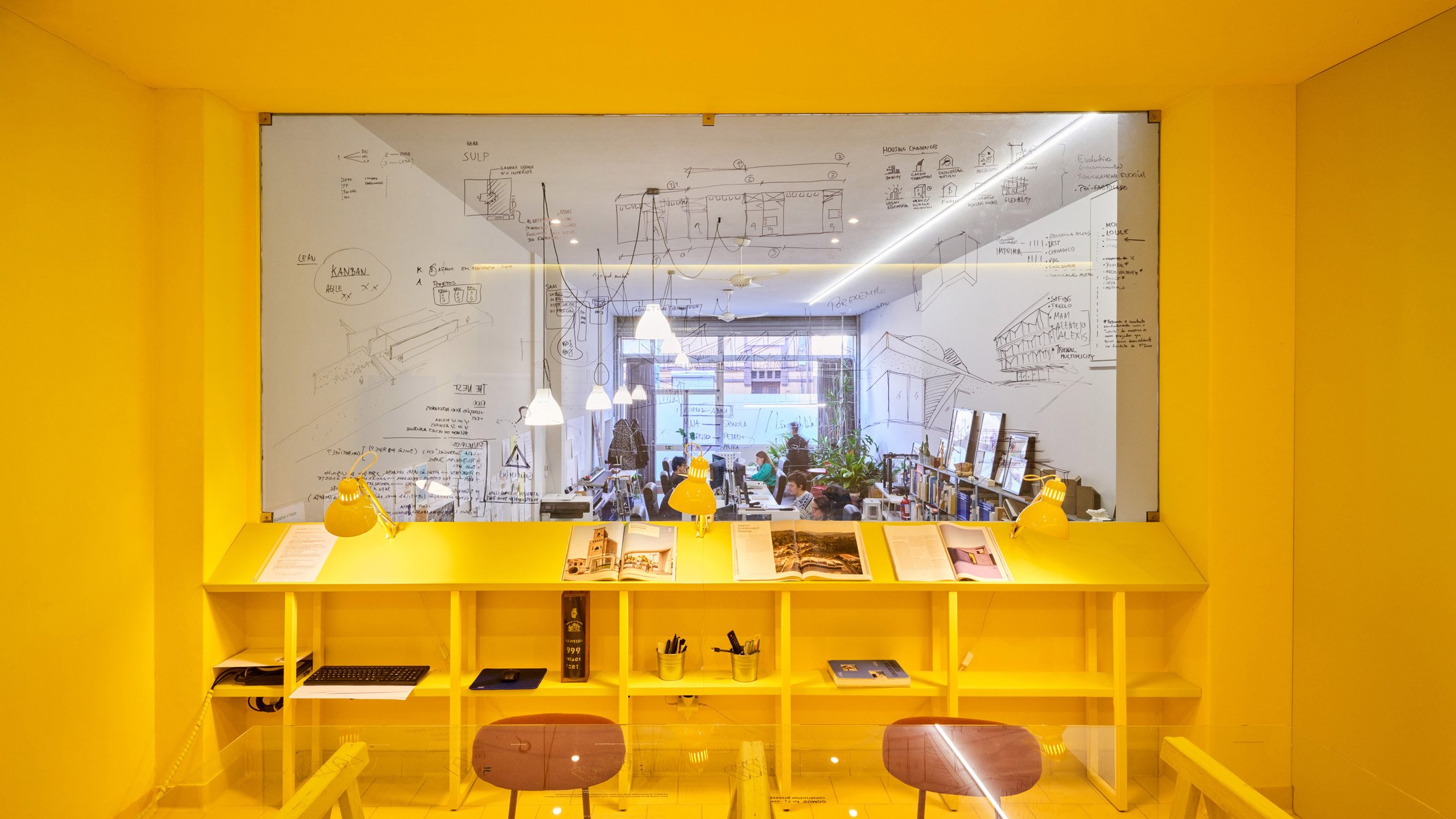 17 个波尔图建筑工作室丨葡萄牙波尔图丨Archmospheres 摄影工作室-0