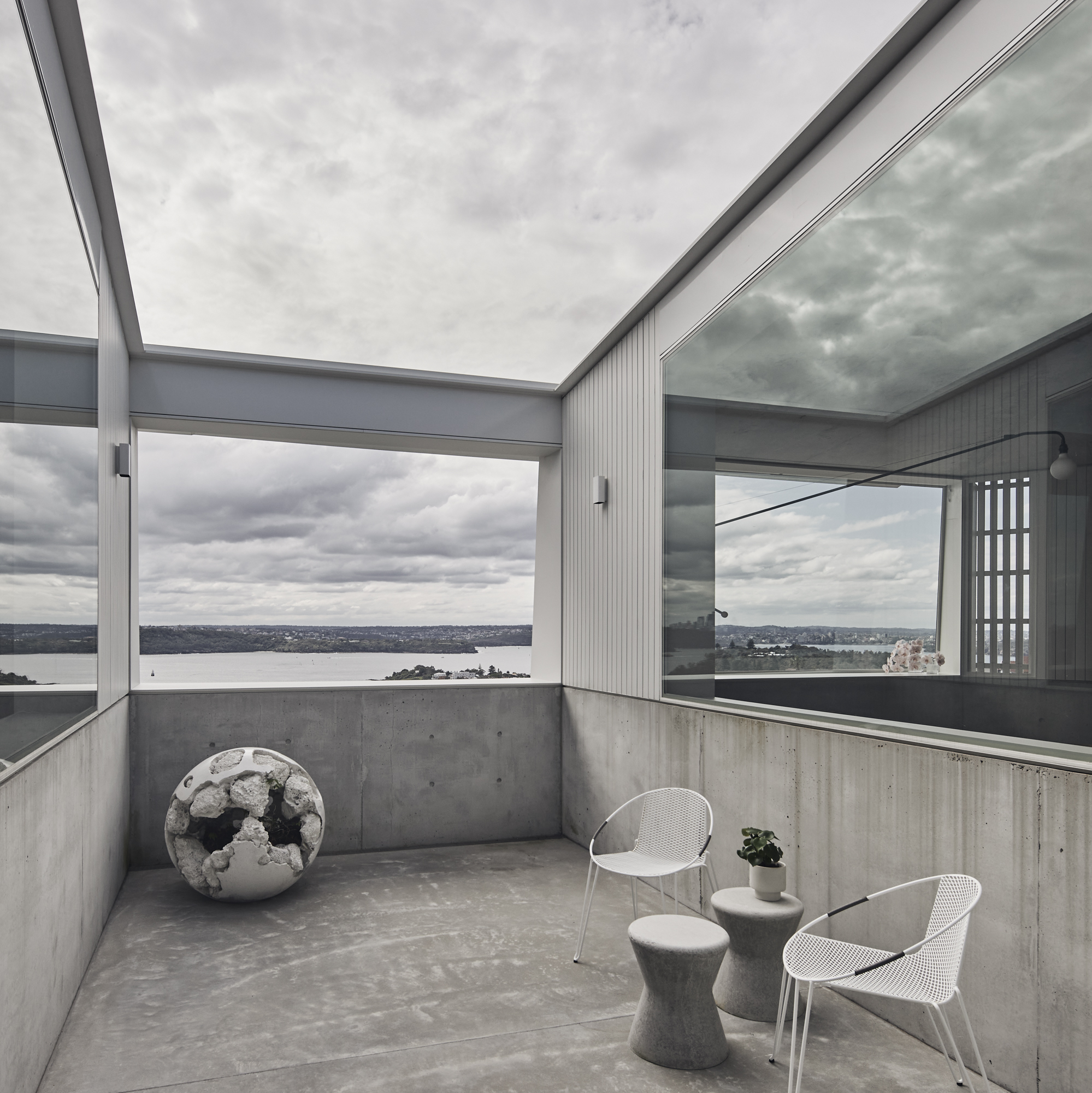 悉尼 Vaucluse 的"船板屋" | 巧妙利用规划限制,融入美景的设计惊喜-14