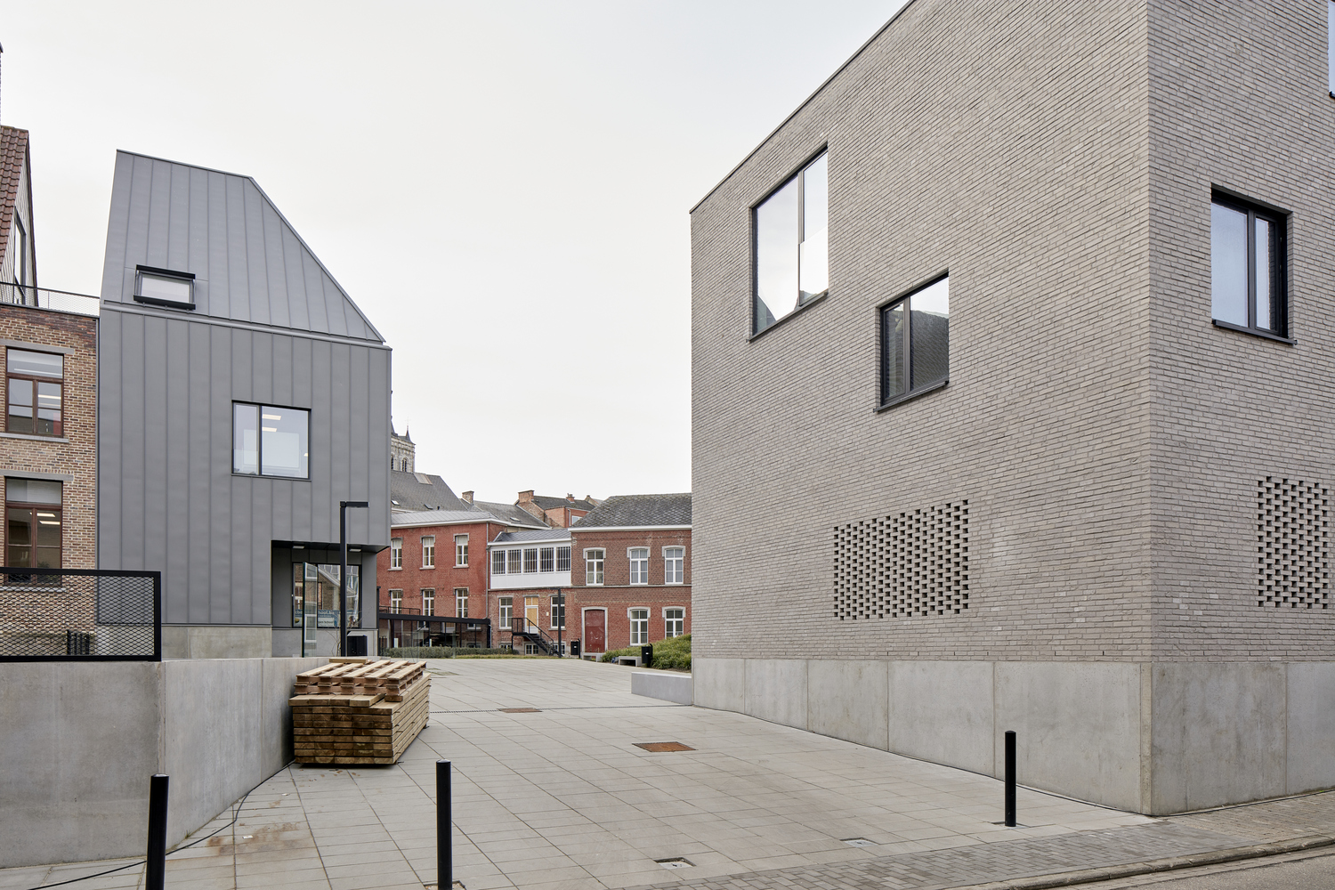 比利时 Immac²混合用途建筑-20