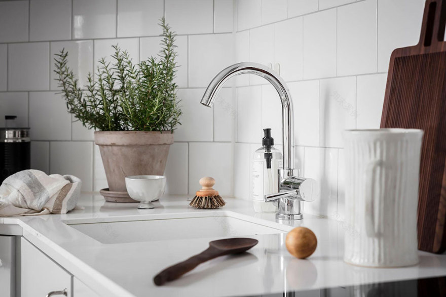 白色斯堪的纳维亚风格公寓-21