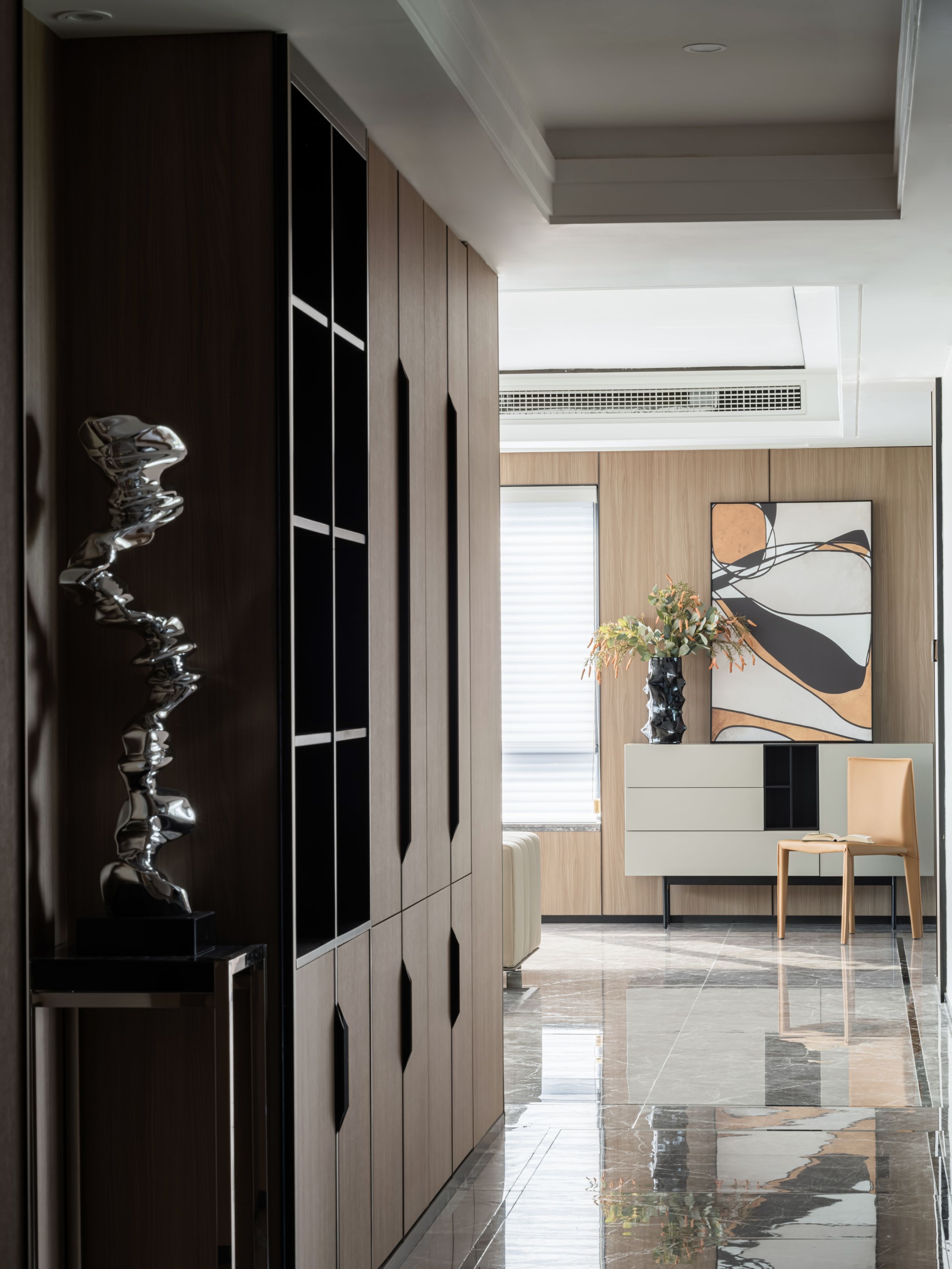 初一 | 190m2精装改造，不必大拆大改，也能打造现代感满满舒适居所-1