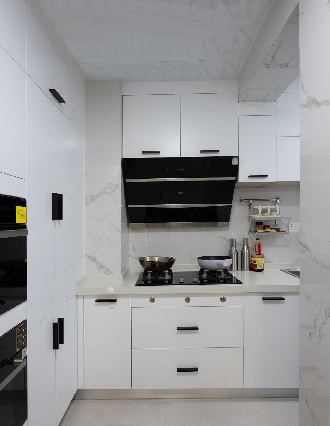 红木房的简约变身-28